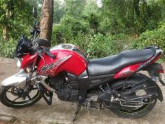 Yamaha FZs